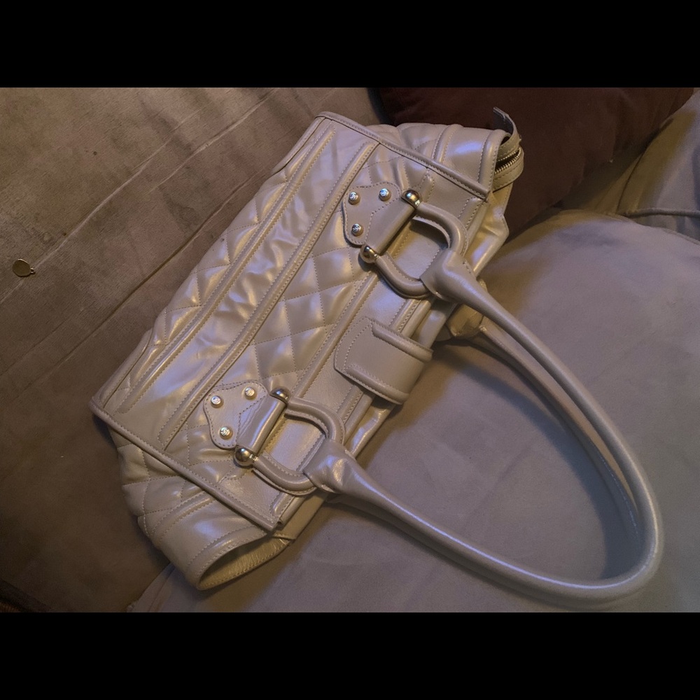 Burberry ladies bag - Picture 4 of 7